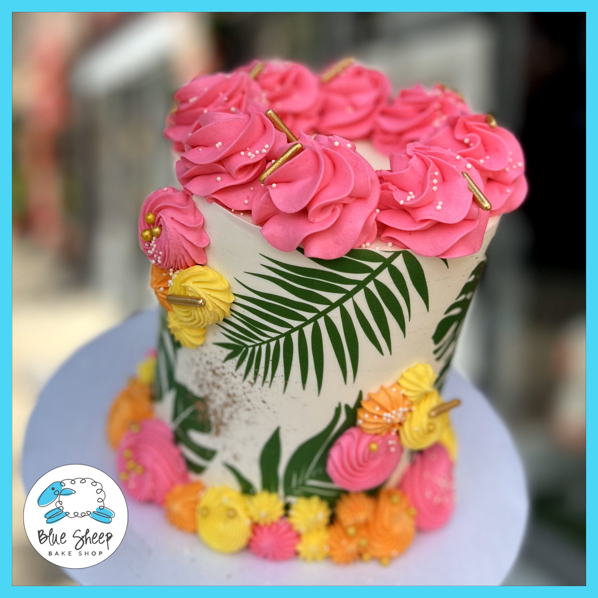 17 Tropical Wedding Cakes Perfect for Summer Weddings - Brit + Co