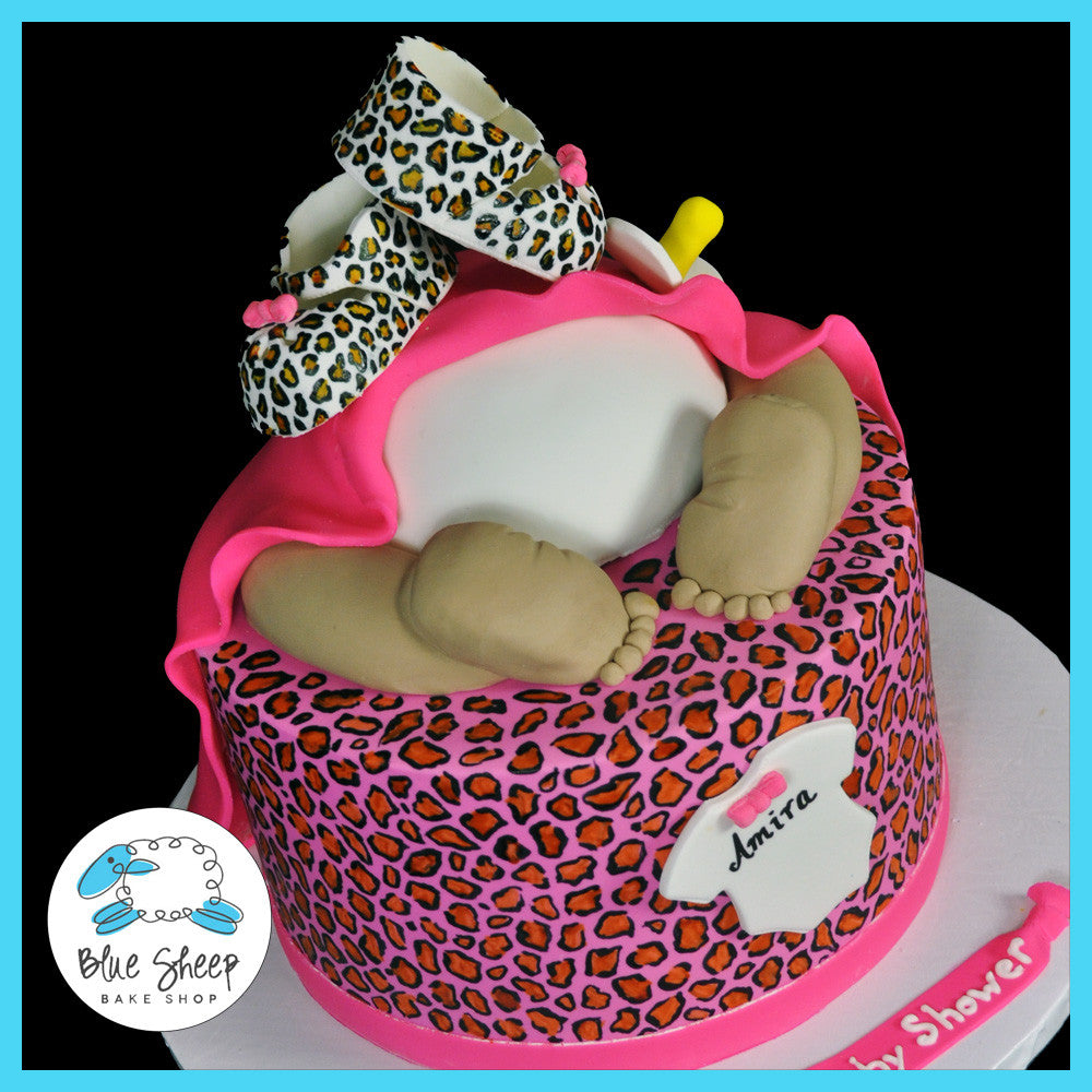 baby shower cake with leopard print baby booties