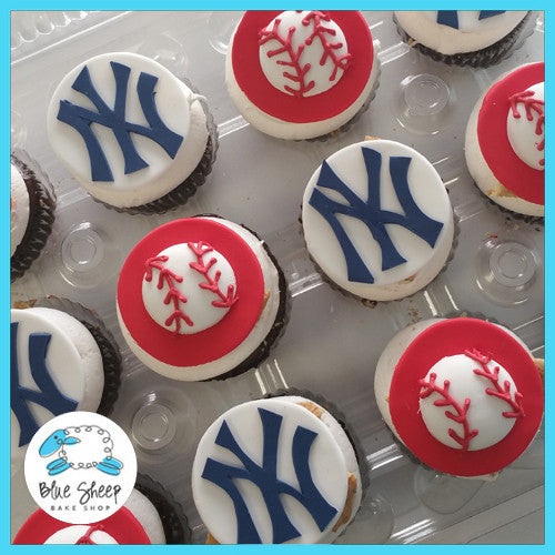 ny yankees baseball cupcakes